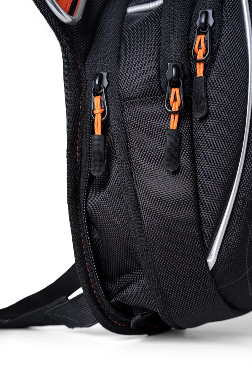 SD-TL2 MOCHILA DE PIERNA PARA MOTO NEGRA/BLANCA 4