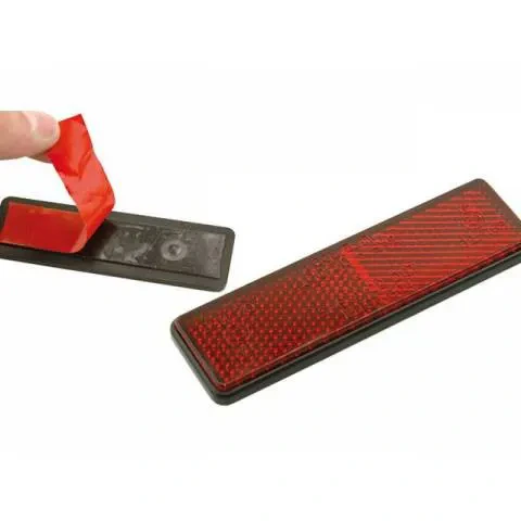 Catadióptrico rectangular con adhesivo Roja